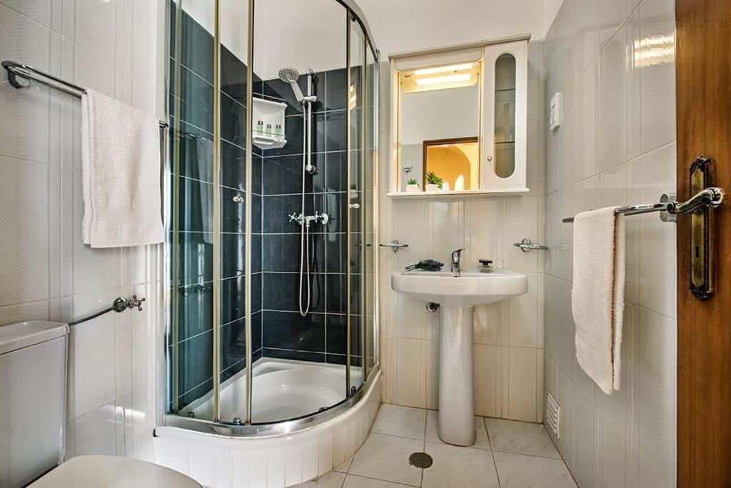 Villa Cabrita, Superb Location, Large Villa, Walk To Restaurants, Supermarkets Beach Ґія Екстер'єр фото